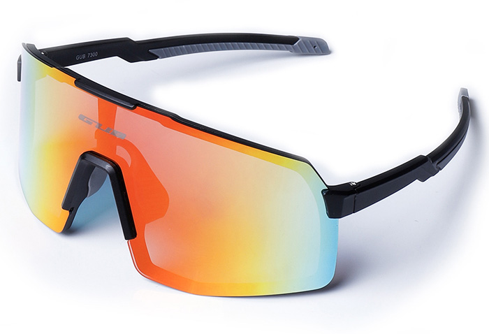 GUB 7300 �T�����R